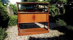 引き取り歓迎　中古家具 ヴィンテージ家具 天然木のジャバラ扉 和シェルフ 棚のサムネイル