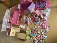 Six Licca-chan dolls / Sumikko Gurashi collaboration / lots of accessories