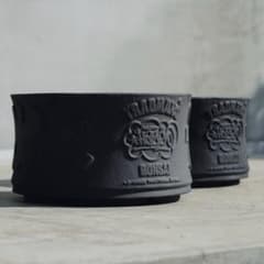 エリックヘイズ　eric haze bonsai 盆栽 tradmans 植木鉢 ERIC HAZE × TRADMAN'S BONSAI】アートと盆栽が融合する新たな表現の場