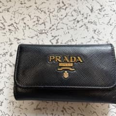 く*ん様 PRADAキーケースのサムネイル