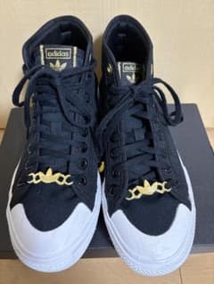 adidas ブラック ハイカットスニーカーのサムネイル