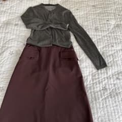PRADAのスカート ボッテガべネタのトップスのサムネイル