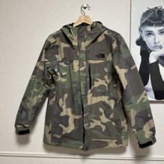 ノースフェイスマウンテンパーカーのサムネイル