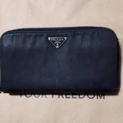 PRADA プラダ 長財布のサムネイル