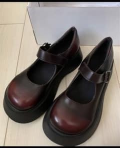 厚底靴のサムネイル
