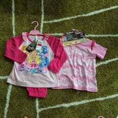 110新品 3点セット プリンセスプリキュア 光るパジャマのサムネイル