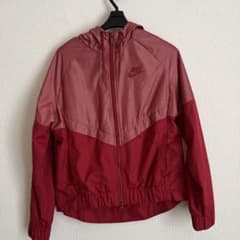 NIKEフード付きウインドブレーカーのサムネイル