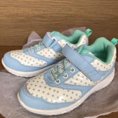 瞬足　スニーカー　水色ドット柄　18㎝のサムネイル