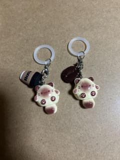 ミニチュア 猫 チャーム 2個セットのサムネイル