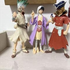 Dr.STONE フィギュア 3体セット - メルカリ