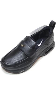 Nike エアマックス　フェノメナのサムネイル