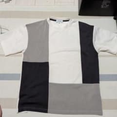 PLUS ONE クレイジーパターン Tシャツ Mサイズのサムネイル