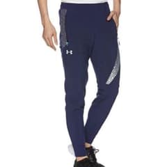 【marino様 専用】UNDER ARMOUR ストレッチウーブンテーパードのサムネイル