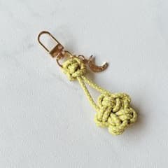 【130】ナイロン　結び目デザイン　キーホルダー　お守り　アイテム　チャームのサムネイル