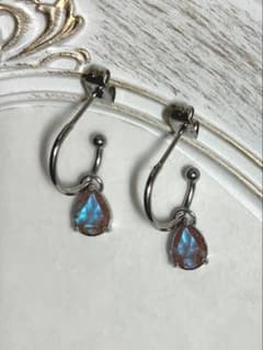 サフィレット ペアシェイプ ローズカット フープ ピアス 無垢