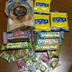 お菓子詰め合わせ送料こみのサムネイル