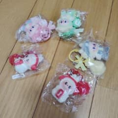 ラブブ　キーリング　キーホルダー　5個セットのサムネイル