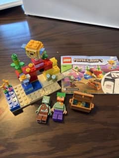 LEGO Minecraft 21164のサムネイル