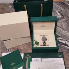 専用　新品未使用ROLEXで購入　確実に本物国内正規店定価50万以上　時計のサムネイル