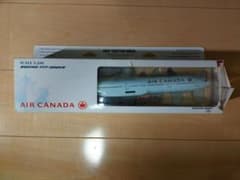 AIR CANADA Boeing777-300ER 1/200Scaleのサムネイル