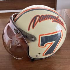 バイク用ヘルメットのサムネイル
