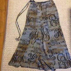 オウアンゲイ様 専用 伊太利屋のロングスカートのサムネイル