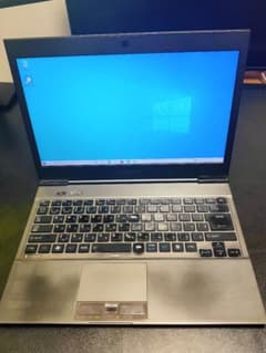 SSD,Corei5塔載 最新win10  東芝ダイナブック(dynabook)のサムネイル