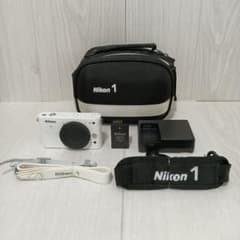 Nikon 1 J1 (撮影 2755枚)バッテリー、充電器、専用バッグ等付 - メルカリ