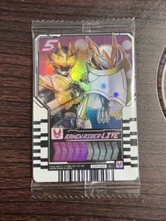 仮面ライダーガッチャード　ライドケミートレカ　仮面ライダーライブのサムネイル