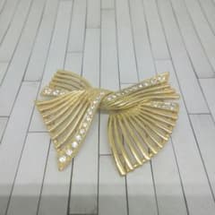 イミテーションアクセサリー ブローチ【送料込み】新古品 長期保存品 SALE！！のサムネイル