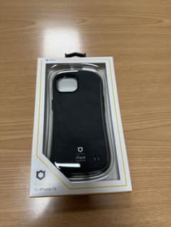 iFace iPhone 15用ケース ブラックのサムネイル