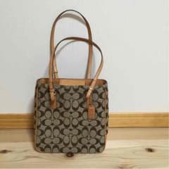 COACH シグニチャー バッグのサムネイル