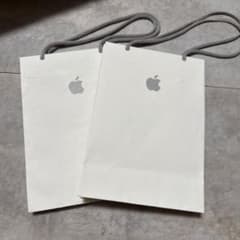 Apple アップル純正　ショッパー　紙袋　2枚のサムネイル