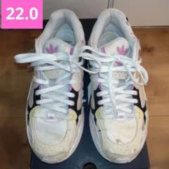adidas　Astir Thebe Magugu 22.0　ピンクのサムネイル