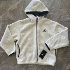 新品 JORDAN フリースジャケット 140～155のサムネイル