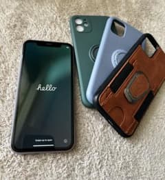 iPhone11 128GB SIMフリー※専用ケース3つ ガラスフィルム付 - メルカリ