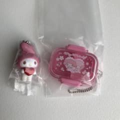 マイメロディ おみみでぶらりんマスコット ガチャ 2種セットのサムネイル