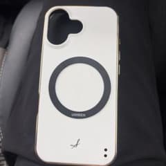 UGREEN iPhone用マグネットケース ホワイトのサムネイル