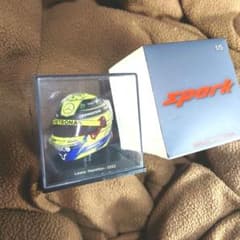 スパーク☆美品ヘルメット模型☆ルイス・ハミルトン2022メルセデスAMG