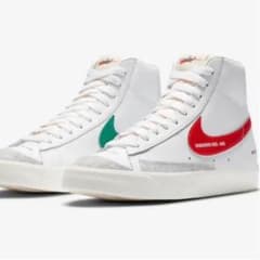 NIKE W BLAZER MID ’77のサムネイル