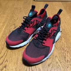 【値下げ】《NIKE》NIKE AIR HUARACHE RUN ULTRAのサムネイル