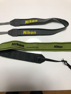 ニコン  一眼レフ   ストラップのサムネイル
