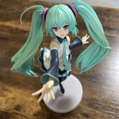 POP UP PARADE 初音ミク 愛されなくても君がいるVer. L【破損】のサムネイル
