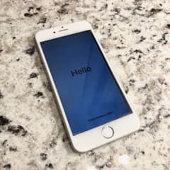 iPhone 6 シルバー16GB docomoのサムネイル