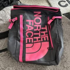 ノースフェイスリュックのサムネイル