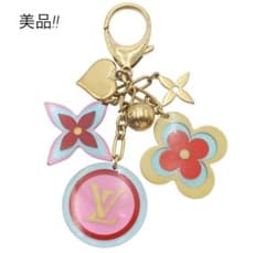 R2402 美品 ルイヴィトン ビジューサック・キャンディ キーホルダー R2402 美品 ルイヴィトン ビジューサック・キャンディ キーホルダー