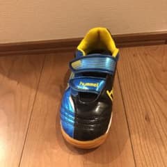 フットサル用シューズのサムネイル