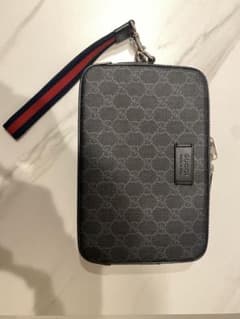 美品 グッチ GUCCI GG スプリーム ポーチ ハンドバッグ バッグ レザーのサムネイル