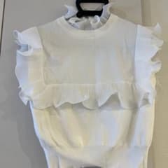ZARA トップスのサムネイル