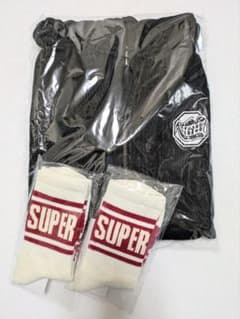 【新品未開封】SUPER EIGHT 超八in武道館 パーカー 靴下 新品未開封】SUPER EIGHT 超八in武道館 パーカー 靴下 - メルカリ